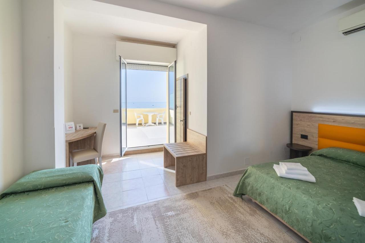 Hotel Royal Cattolica Dış mekan fotoğraf