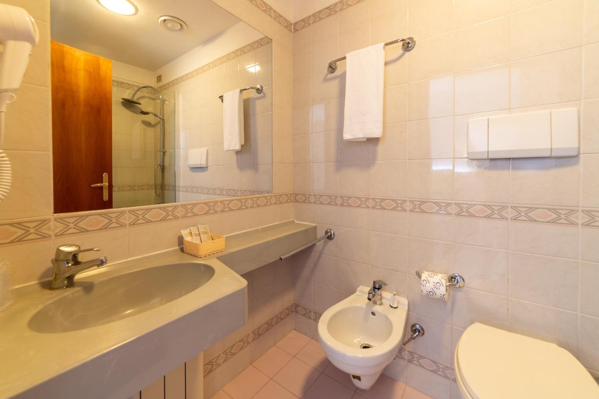 Hotel Royal Cattolica Dış mekan fotoğraf