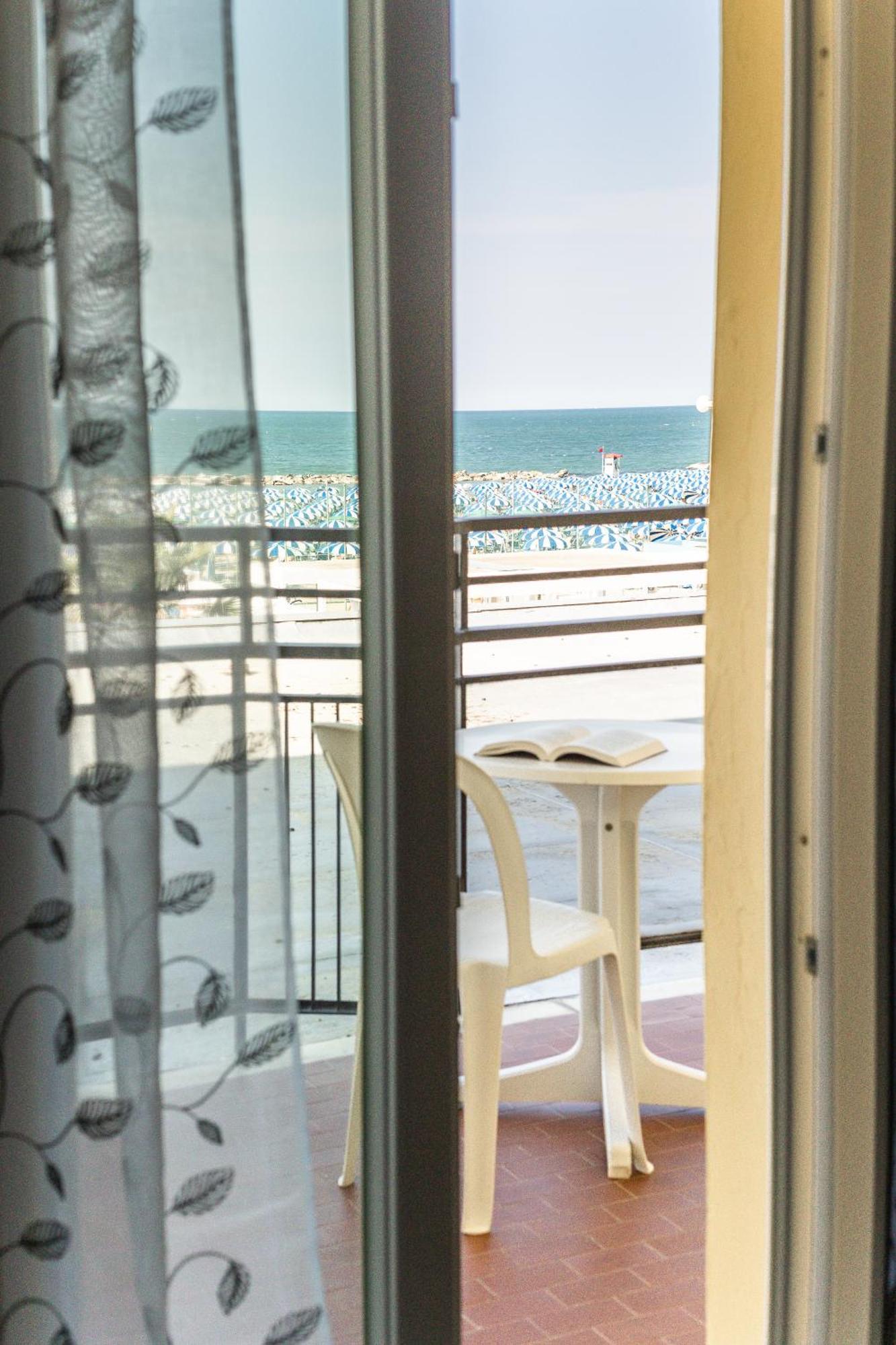 Hotel Royal Cattolica Dış mekan fotoğraf
